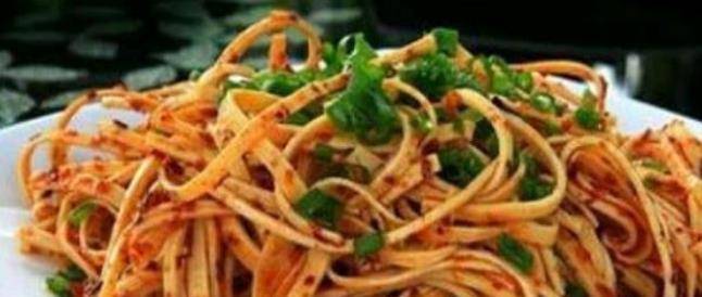 小素鸡豆腐丝，家常美味，营养健康的素食之选