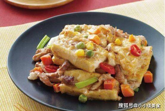 荆芥鸡蛋烧豆腐，家常美食中的健康之道
