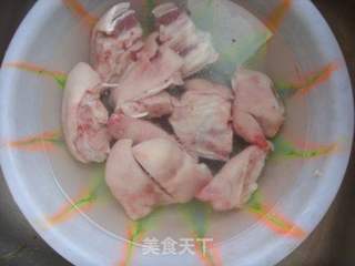 猪蹄炖萝卜的做法