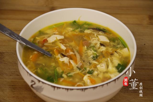 家常美味，水豆腐煮酸辣椒，酸辣开胃，做法简单又营养