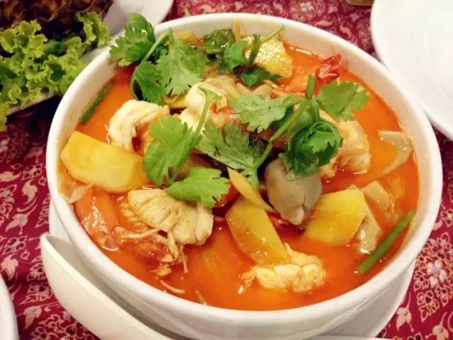 冬阴功汤，唤醒味蕾的泰式风味佳肴