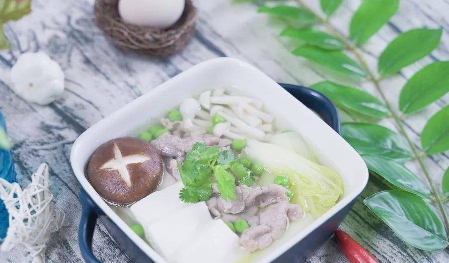 豆腐粉丝煲牛肉，暖胃佳肴，简单易做又营养满分