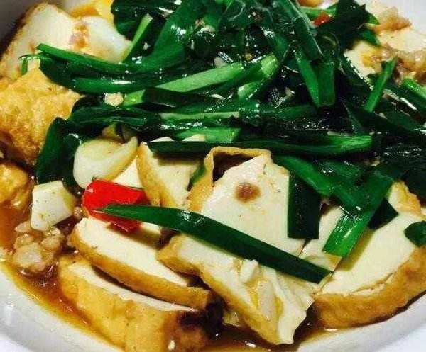 豆腐韭菜粉条炖菜，家常美味，营养满分