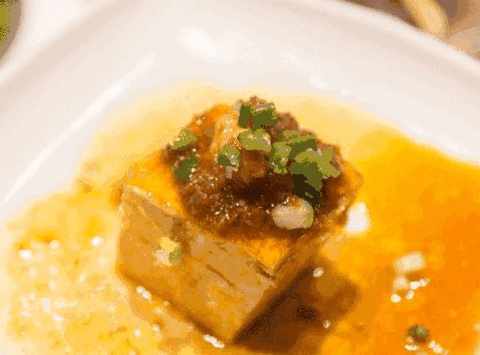 抖音热门美食——鱼豆腐的诱惑，家常做法与营养解析