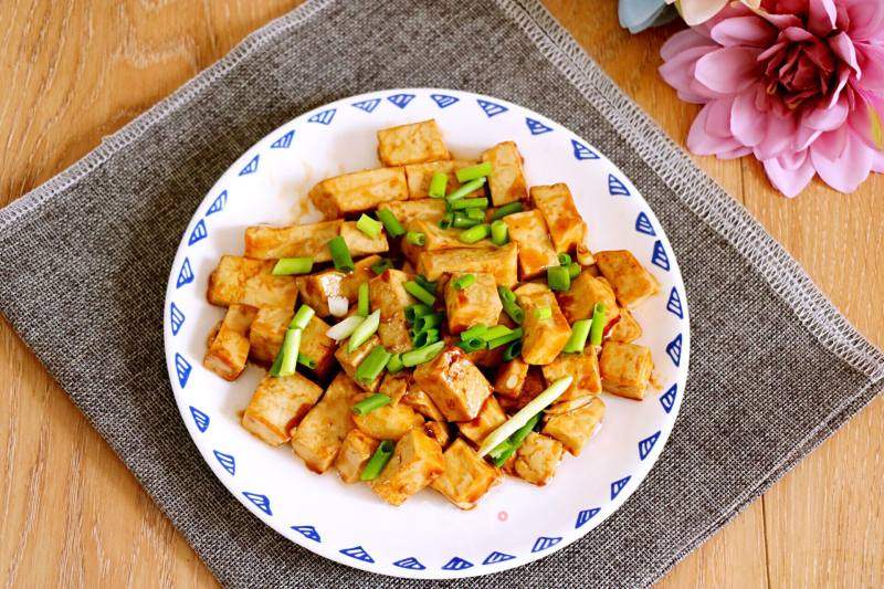 油炸豆腐的秘密，掌握技巧，豆腐也能嫩滑可口