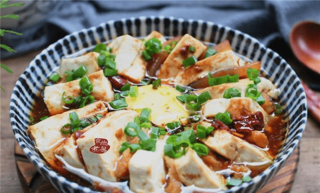 血豆腐煮不老，揭秘传统美食的独特魅力与烹饪技巧