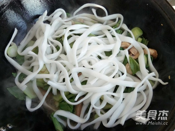 木耳豆腐油菜炖，养颜美容的素食佳肴
