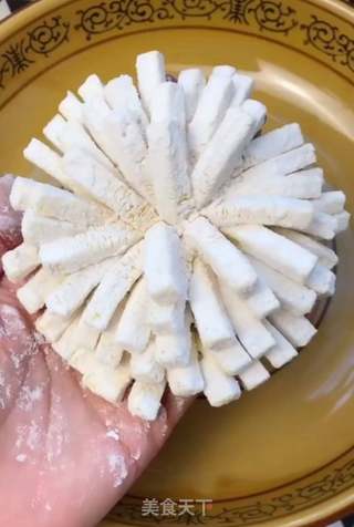 菊花油炸豆腐的做法