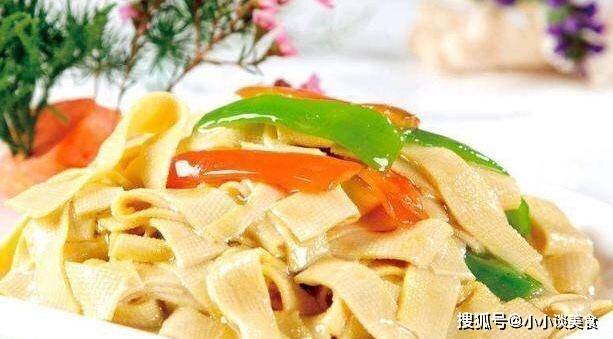 白豆腐干香菇，家常美味，滋养身心
