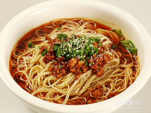 温暖家常味，小白菜汤面条的制作与营养揭秘