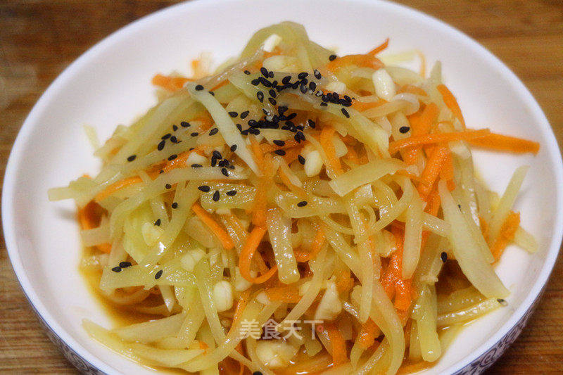 土豆凉菜家常做法，夏日餐桌上的清爽美味