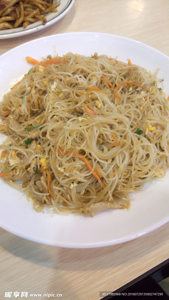家常炒米粉，唤醒味蕾的温馨美食