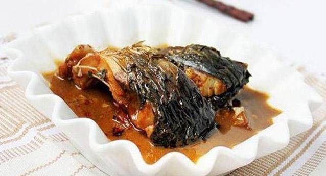 干豆腐炖黄鱼的鲜美秘诀，家常美食的诱惑