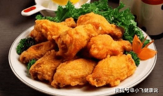 油炸豆腐与红萝卜的美食邂逅，家常菜肴的健康升级