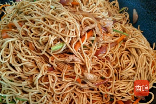 家常炒面丁，唤醒味蕾的温馨美食