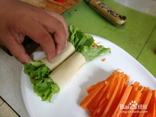 豆腐皮卷粉条，家常美味，营养满分的小食制作攻略