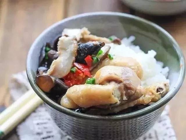 蒸豆腐鸡肉白菜，营养美味的三合一佳肴