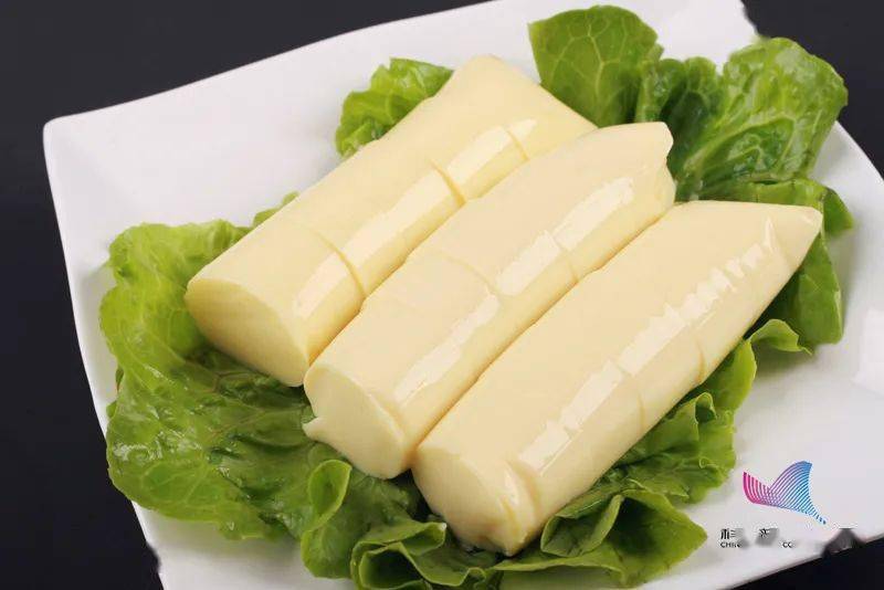襄阳美食探秘，传统卷豆腐的制作与食用技巧
