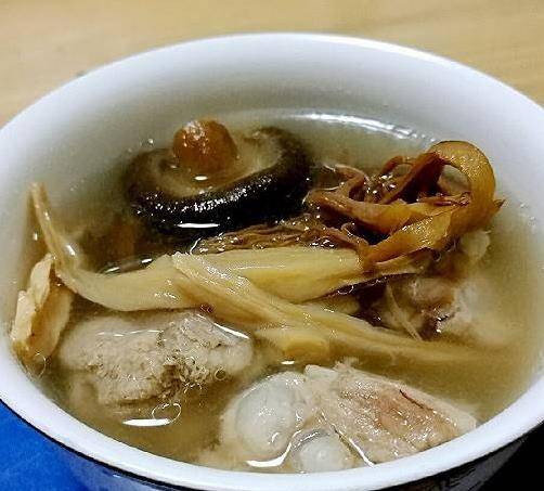 排骨冬瓜汤白胡椒的做法