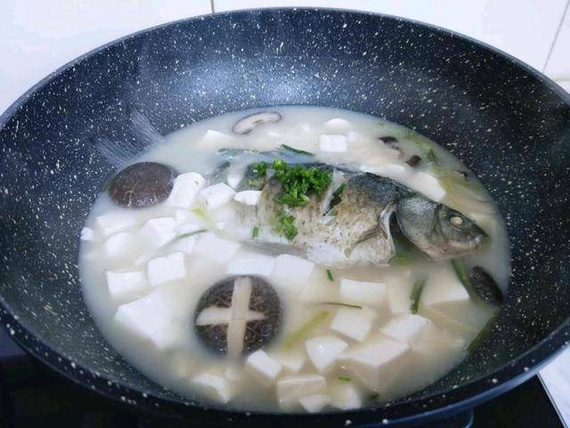 野菜豆腐浓汤，春天的鲜美滋补佳品