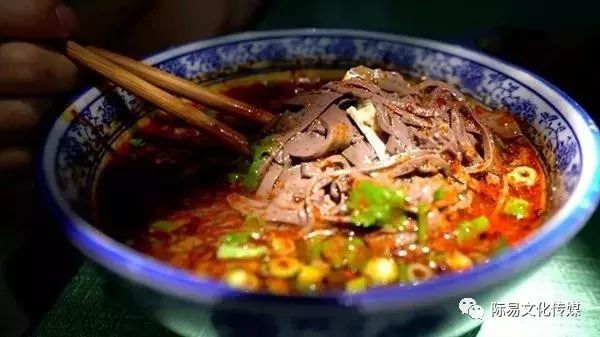 永城羊血豆腐，传统美食的魅力与家常做法解析