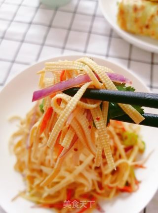 凉拌干豆腐丝牛筋，美味与营养的双重享受