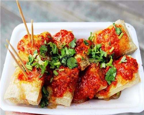 腌制油炸臭豆腐，独特的风味，家常的美味