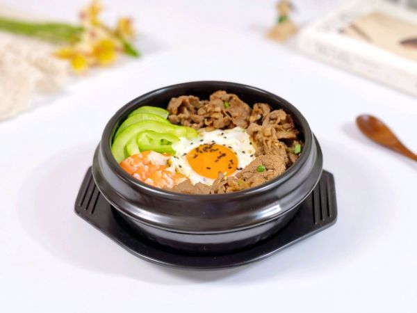 砂锅豆腐杂拌饭，温暖每一根味蕾的美食体验