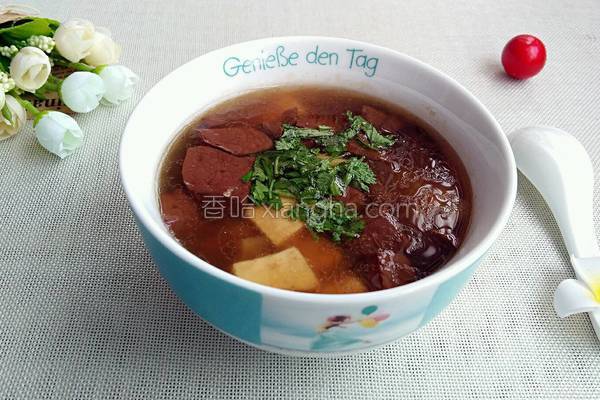 豆腐猪血咸菜汤的做法