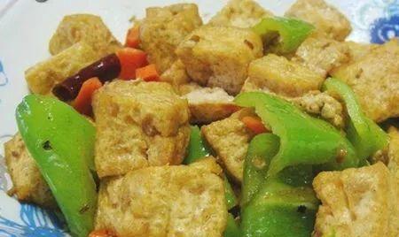 豆腐泡与油豆腐，家常美食的神奇魅力