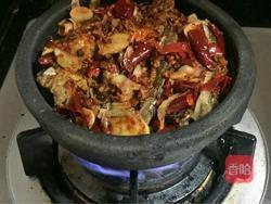 邵阳石锅鱼的做法