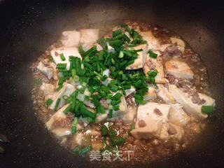 粉丝豆腐烧肉沫，家常美食的完美融合