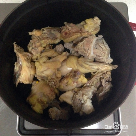 母鸡汤排骨的做法