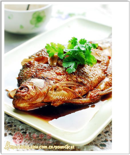 红烧扁鱼黄豆的做法