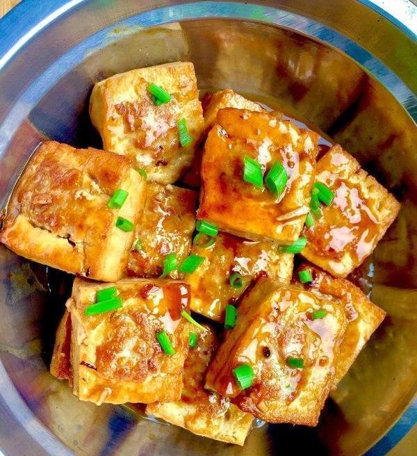 客家煎焖豆腐，传统美食的魅力与家常做法解析