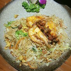 海鲜炒米粉汤的做法
