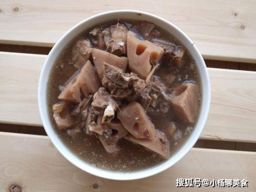 豆腐炖八带鱼，鲜美滋补的家常美食