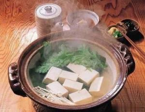 嫩豆腐大葱的魅力，家常美食的健康秘密