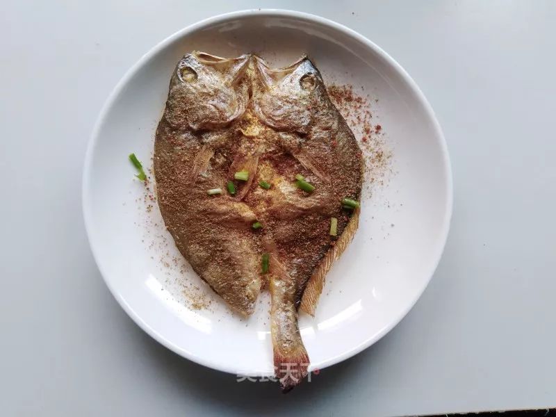 烤箱烤制小黄花鱼，鲜美口感与营养兼顾的家常美食