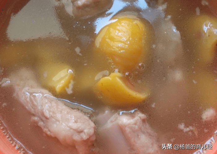 简单的排骨红汤做法