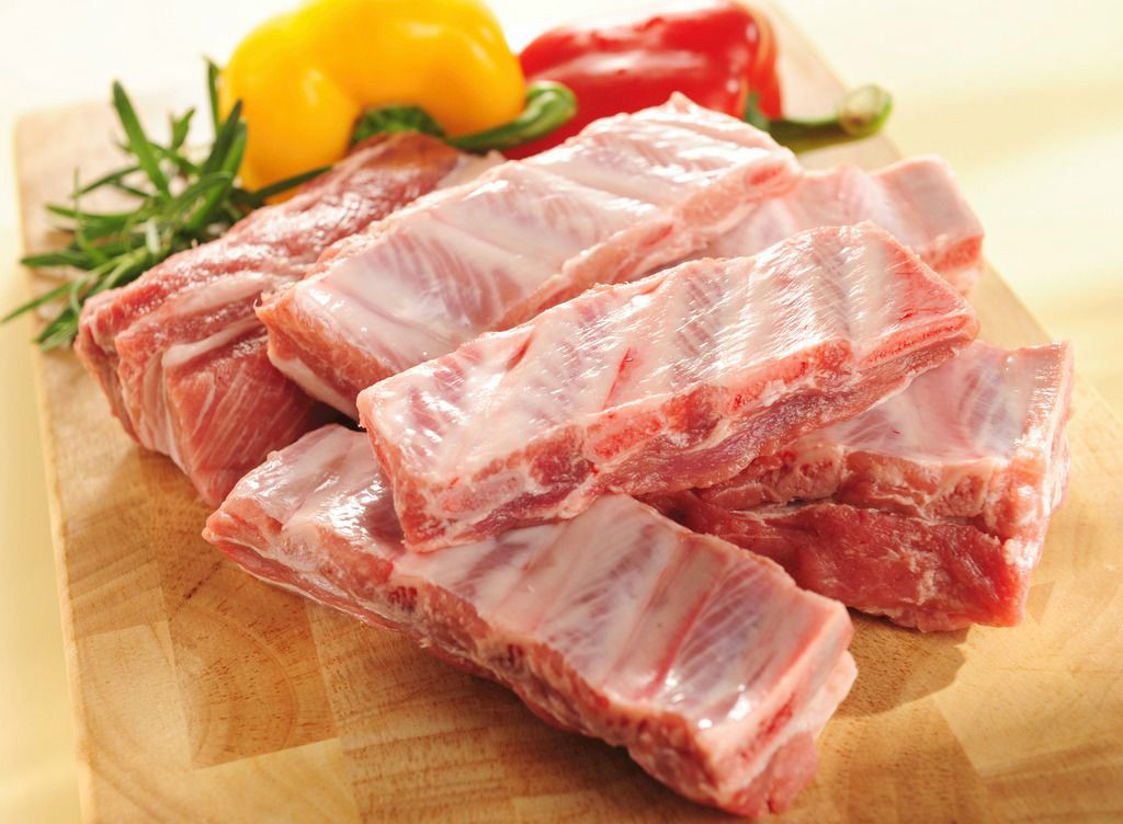 排骨肉剔下夹烧饼的做法