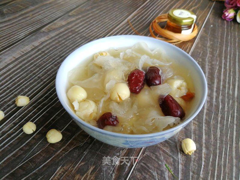 银耳莲子做法
