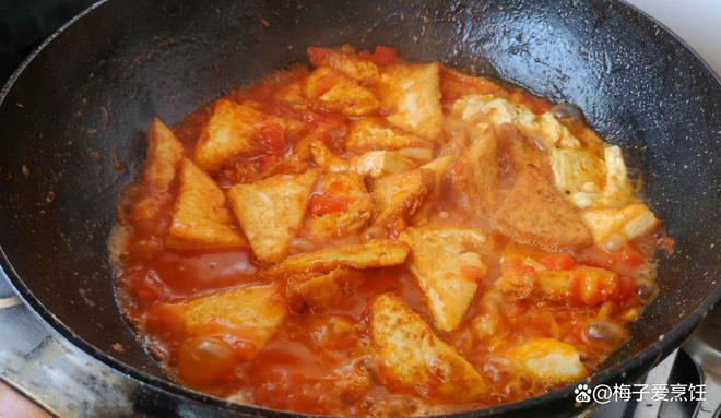 醋浇豆腐鸡蛋，家常美食中的美味与营养