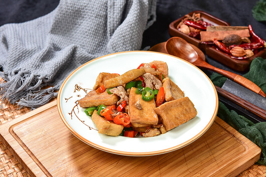 油豆腐烧肉甜味的做法窍门