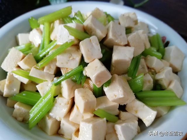 豆腐溜肝，一道美味营养的家常菜做法解析