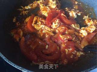 鸡蛋西红柿意面做法