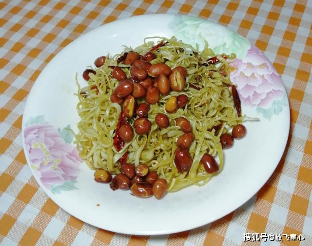 酱藕片干豆腐丝，家常美食的全新演绎