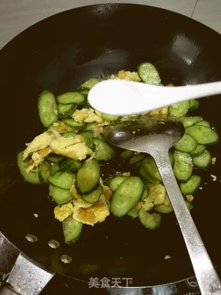 拍黄瓜鸡蛋做法大全