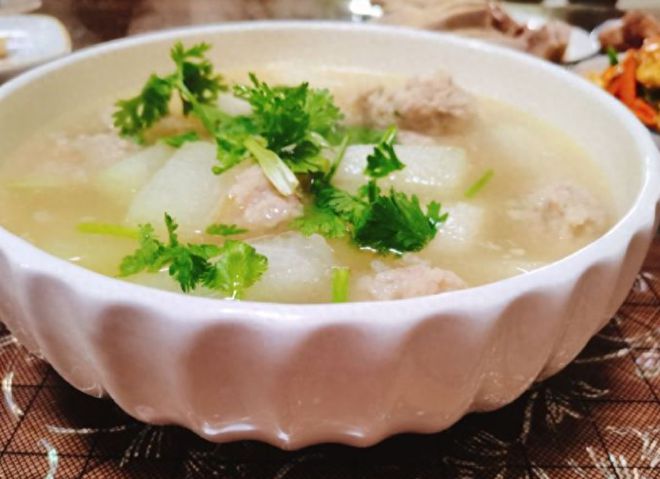 海鳗豆腐汤，滋补养生的美味佳肴