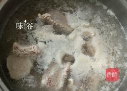 灵芝虫草排骨汤的做法